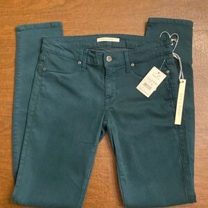 Women’s Rich and Skinny “Legacy”  4 pocket stretch jean.